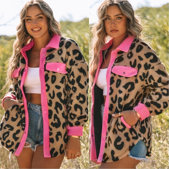 Harmony In Nature Tops - Pink Prowl Teddy Shacket